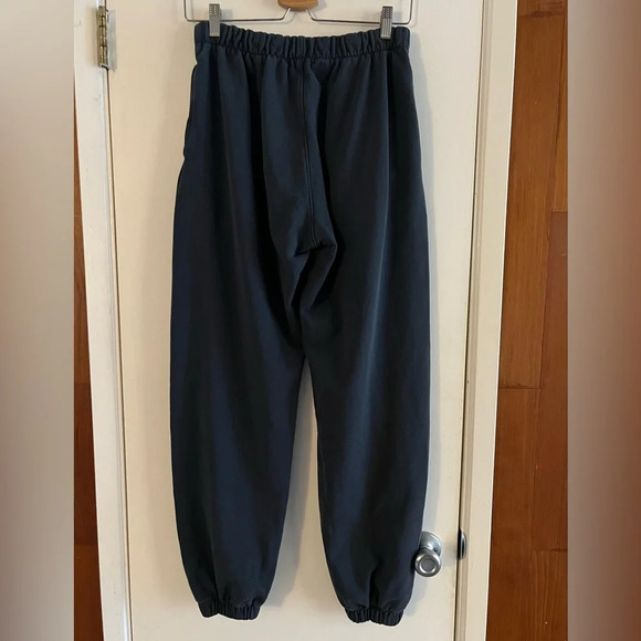 Madhappy Classics Fleece Sweatpants - Picture 2 of 5